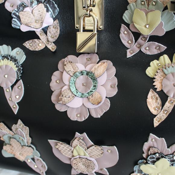 Valentino Joylock Black Leather Floral Applique Rockstud Satchel Shoulder Bag - Picture 10 of 16